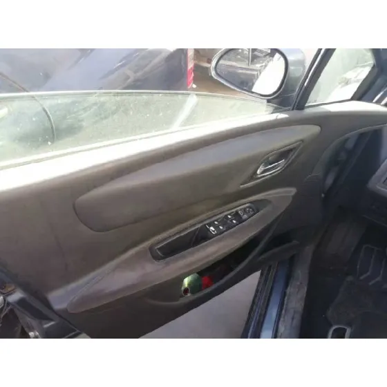 CITROEN C4 BERLINA '2006 COLLECTION GRIS