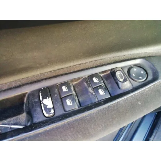 CITROEN C4 BERLINA '2006 COLLECTION GRIS