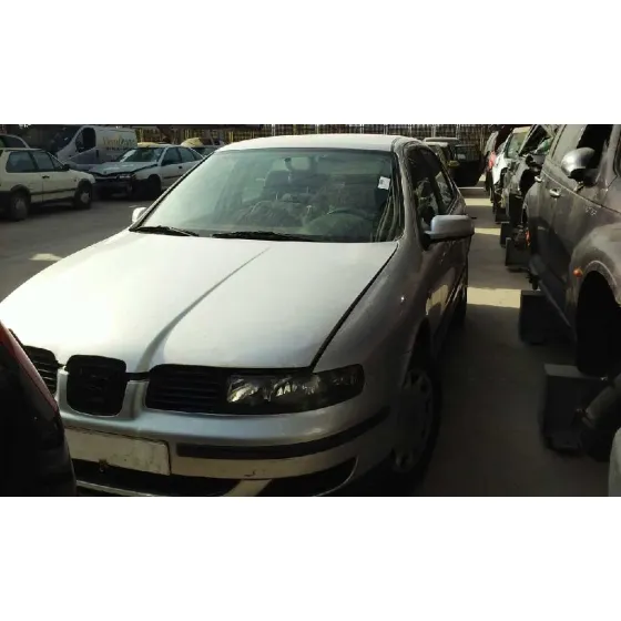 SEAT LEON (1M1) '2001 SIGNO PLATA