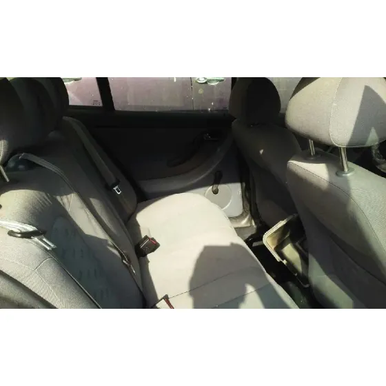 SEAT LEON (1M1) '2001 SIGNO PLATA
