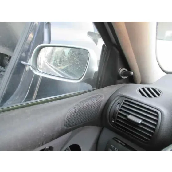 SEAT LEON (1M1) '2001 SIGNO PLATA