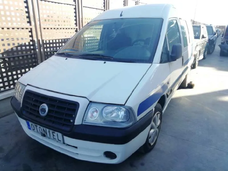 FIAT SCUDO (222) FIAT SCUDO (222) '2004 2.0 JTD FAMILIAR (5 ASIENTOS) BLANCO 1999