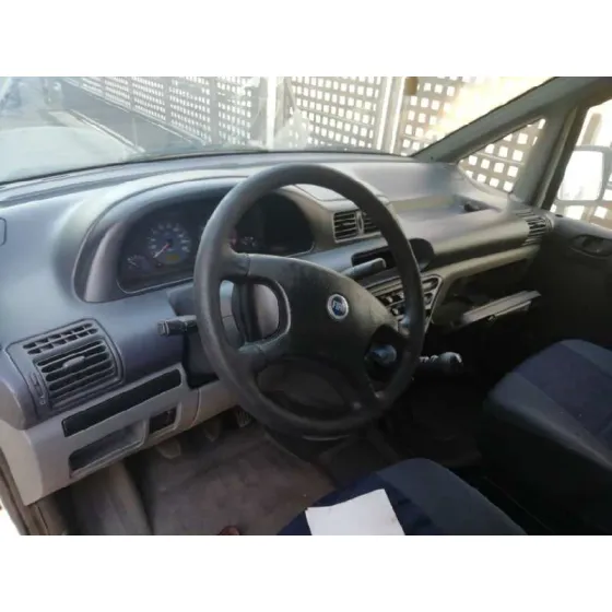 FIAT SCUDO (222) '2004 2.0 JTD FAMILIAR (5 ASIENTOS) BLANCO
