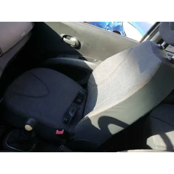 NISSAN MICRA (K12E) '2002 ACENTA PLATA