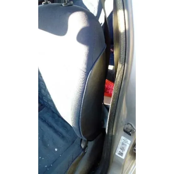 PEUGEOT 206 BERLINA '2002 XR PLATA