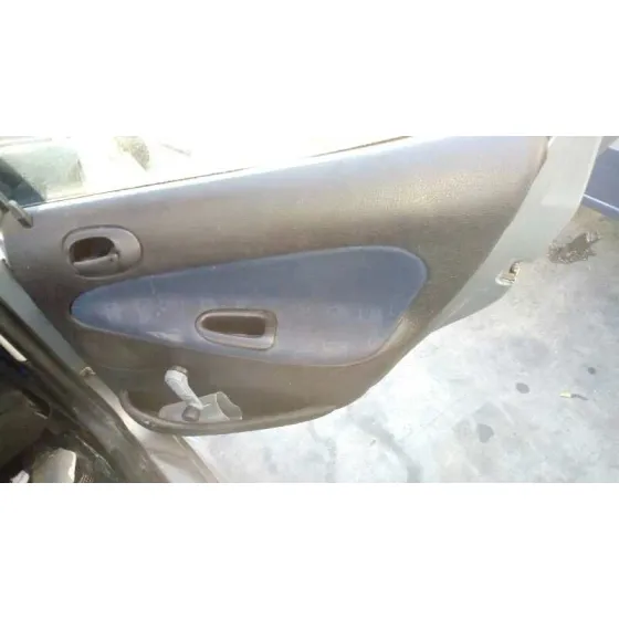 PEUGEOT 206 BERLINA '2002 XR PLATA