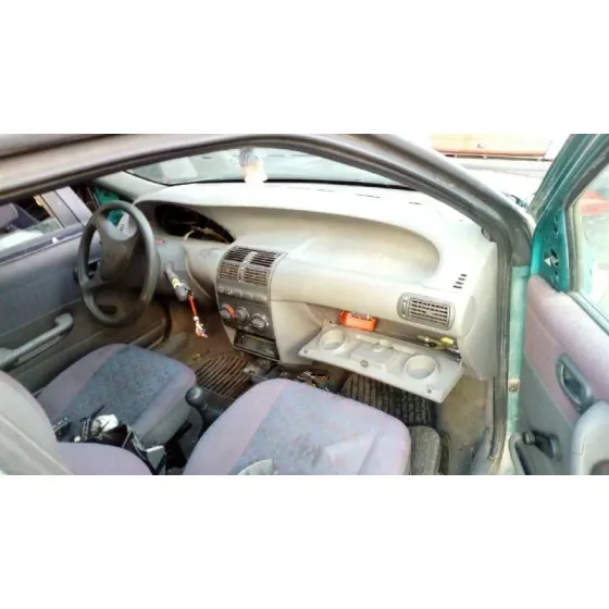 PEUGEOT 206 BERLINA '2002 XR PLATA