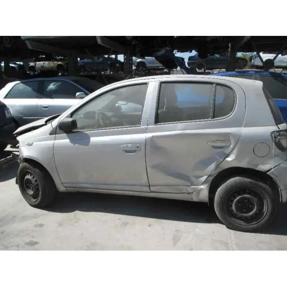 TOYOTA YARIS (NCP1/NLP1/SCP1) '2000 1.0 LINEA LUNA PLATA