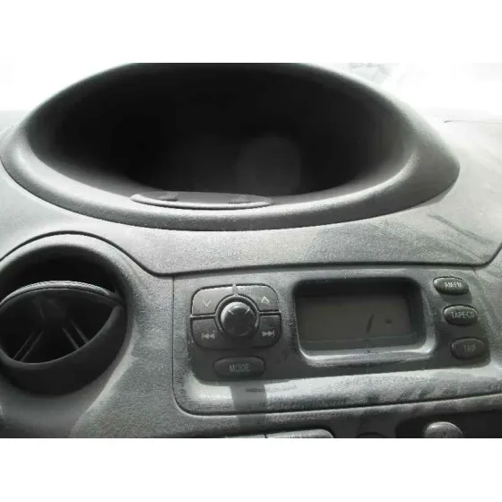 TOYOTA YARIS (NCP1/NLP1/SCP1) '2000 1.0 LINEA LUNA PLATA