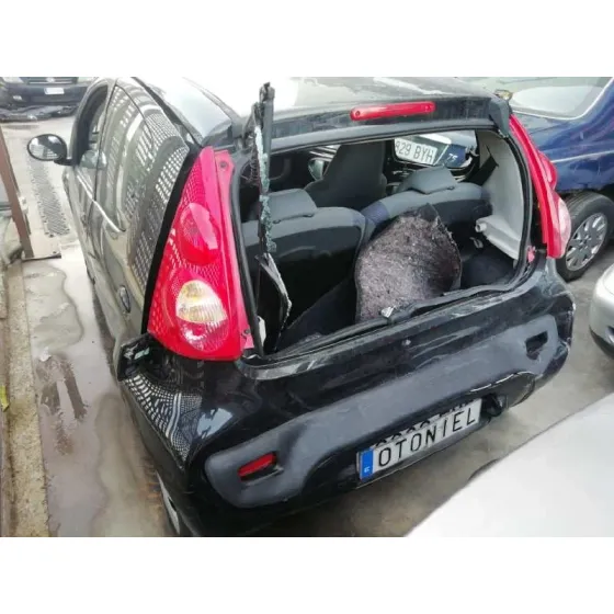 PEUGEOT 107 '2007 URBAN NEGRO