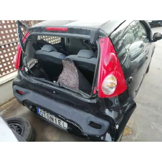 PEUGEOT 107 '2007 URBAN NEGRO