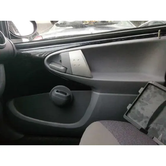 PEUGEOT 107 '2007 URBAN NEGRO