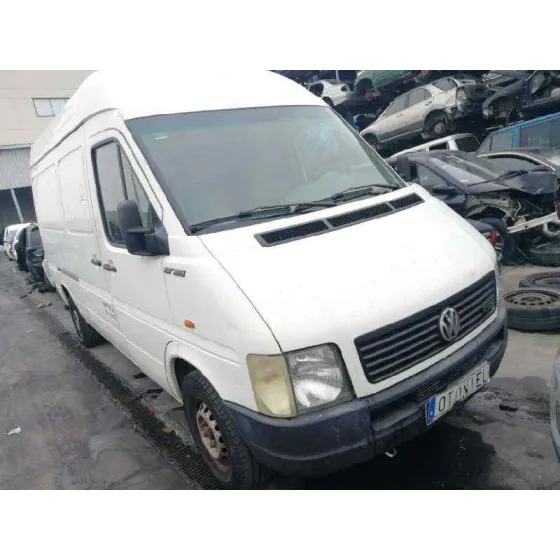 VOLKSWAGEN LT CAJA CERRADA / COMBI (MOD. 1997) '2003 LT 35 COMBI / TECHO ELEVADO BLANCO