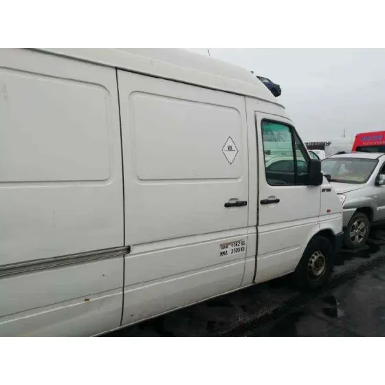 VOLKSWAGEN LT CAJA CERRADA / COMBI (MOD. 1997) '2003 LT 35 COMBI / TECHO ELEVADO BLANCO