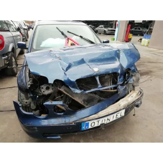 BMW SERIE 3 COMPACT (E46) '2002 320TD AZUL