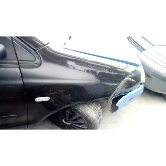VOLKSWAGEN POLO (9N1) '2003 HIGHLINE NEGRO