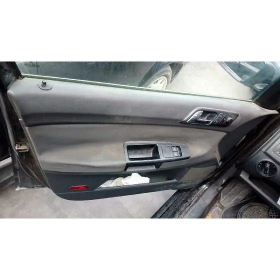 VOLKSWAGEN POLO (9N1) '2003 HIGHLINE NEGRO