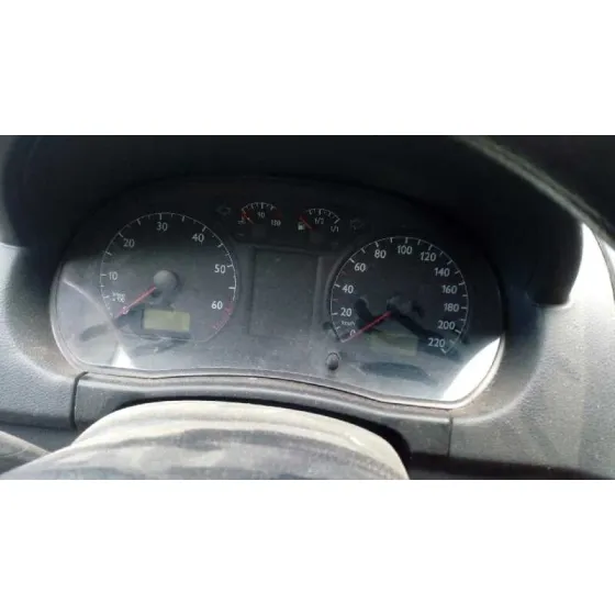 VOLKSWAGEN POLO (9N1) '2003 HIGHLINE NEGRO