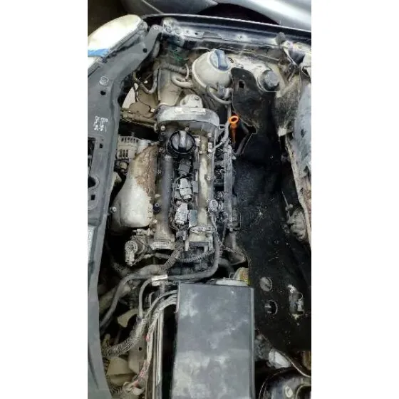 VOLKSWAGEN POLO (9N1) '2003 HIGHLINE NEGRO