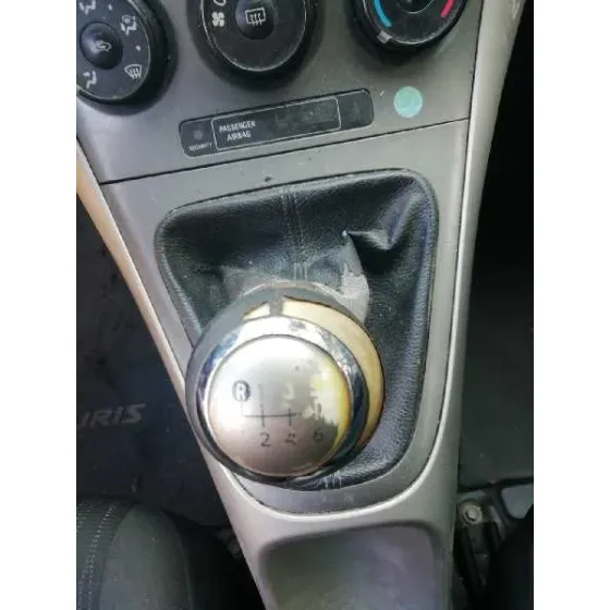 TOYOTA AURIS '2007 LUNA GRIS PLATA