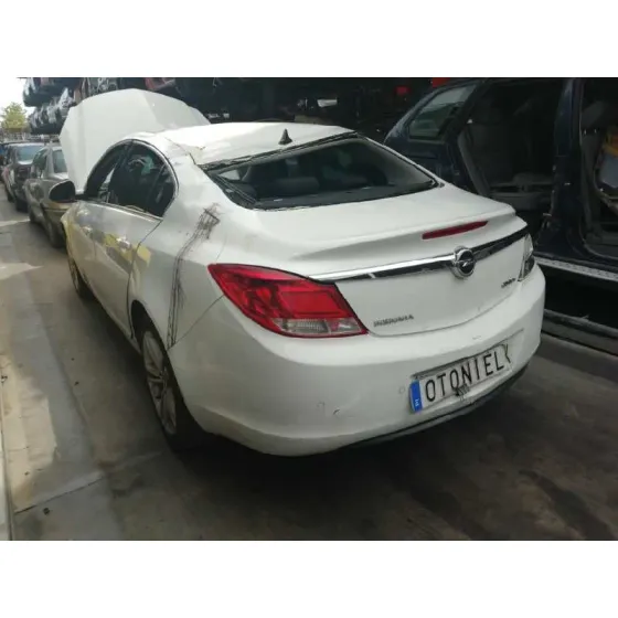 OPEL INSIGNIA BERLINA '2011 SPORT 4X4 BLANCO