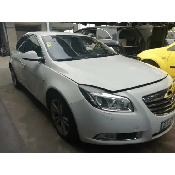 OPEL INSIGNIA BERLINA '2011 SPORT 4X4 BLANCO