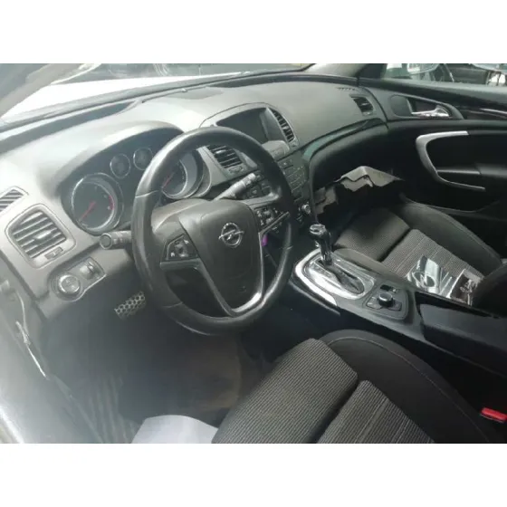 OPEL INSIGNIA BERLINA '2011 SPORT 4X4 BLANCO