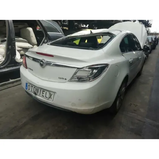 OPEL INSIGNIA BERLINA '2011 SPORT 4X4 BLANCO