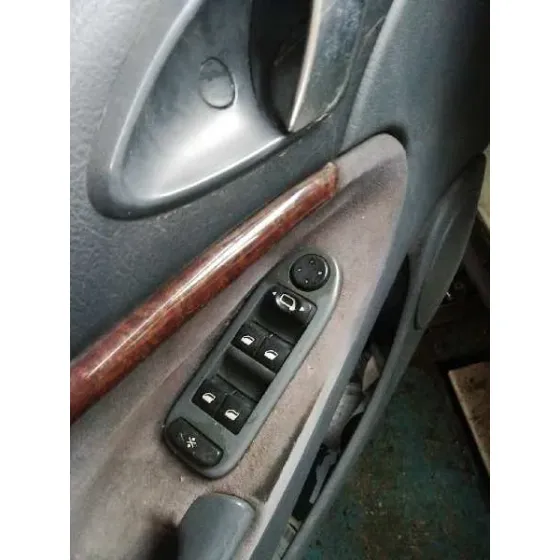 CITROEN C5 BERLINA '2001 2.0 HDI BLANCO