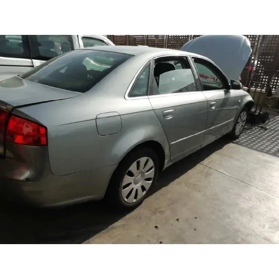 AUDI A4 BERLINA (8E) '2006 2.0 TDI 16V (103KW) GRIS