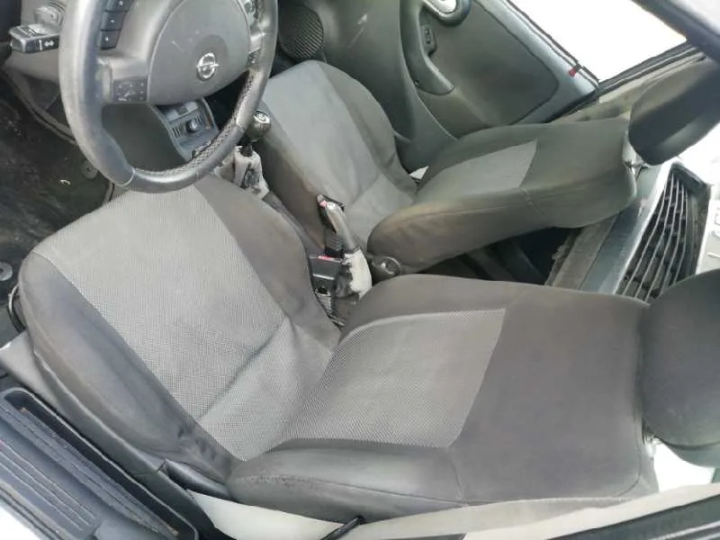 OPEL CORSA C '2006 SILVERLINE GRIS
