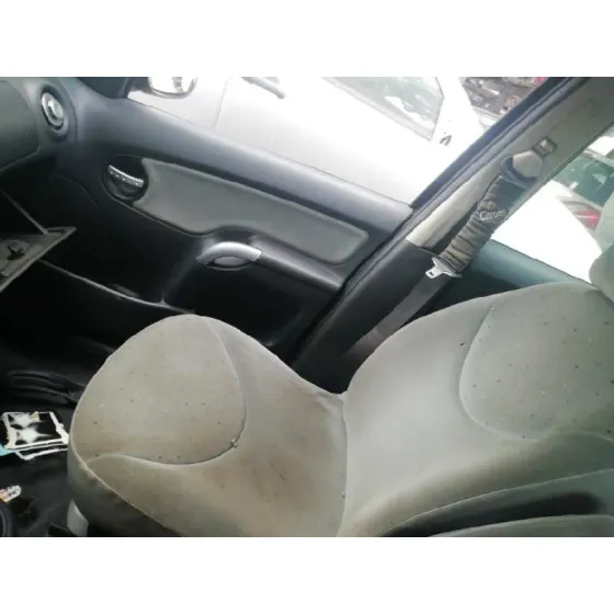 CITROEN C3 '2004 1.4 HDI SX NEGRO