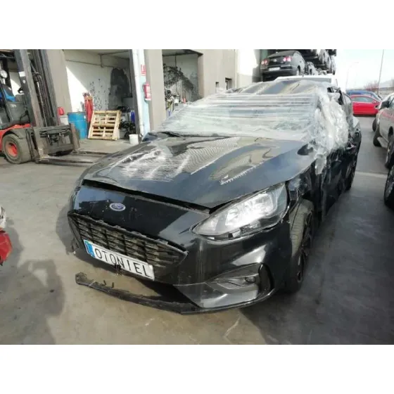 FORD FOCUS '2022 ST-LINE NEGRO