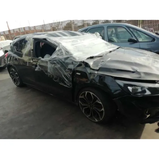 FORD FOCUS '2022 ST-LINE NEGRO
