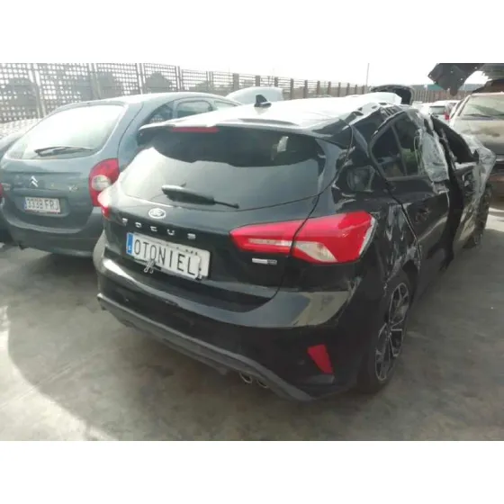 FORD FOCUS '2022 ST-LINE NEGRO
