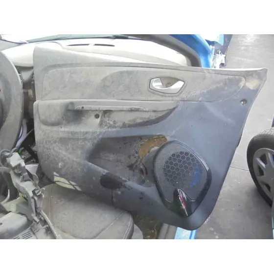 RENAULT CLIO IV '2015 DYNAMIQUE AZUL