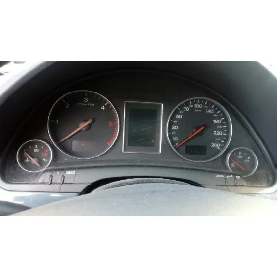 AUDI A4 BERLINA (8E) '2004 1.9 TDI (96KW) AZUL