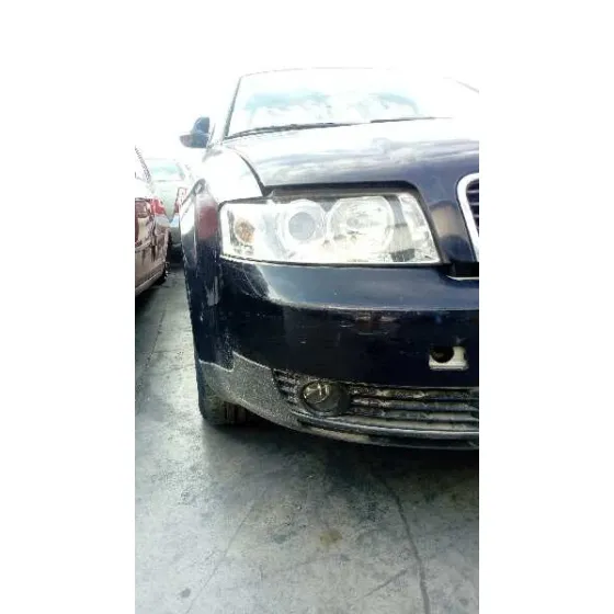 AUDI A4 BERLINA (8E) '2004 1.9 TDI (96KW) AZUL