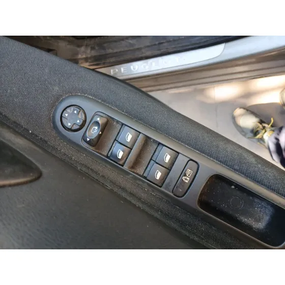 Peugeot 3008 I MONOSPACE (0U_) 2009