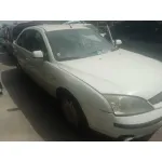 FORD MONDEO BERLINA (GE) '2001 AMBIENTE BLANCO