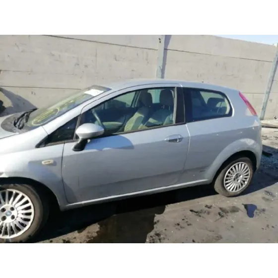 FIAT GRANDE PUNTO (199) '2005 1.3 16V MULTIJET ACTIVE (55KW) GRIS PLATA