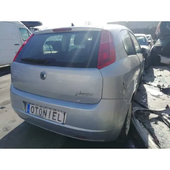 FIAT GRANDE PUNTO (199) '2005 1.3 16V MULTIJET ACTIVE (55KW) GRIS PLATA