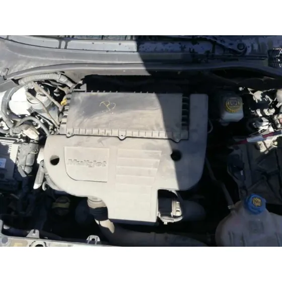 FIAT GRANDE PUNTO (199) '2005 1.3 16V MULTIJET ACTIVE (55KW) GRIS PLATA