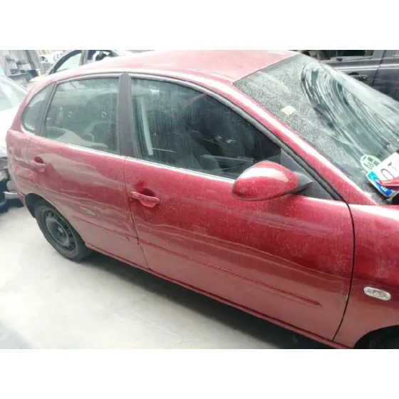 SEAT IBIZA (6L1) '2006 1.4 TDI CAT (BNM) ROJO