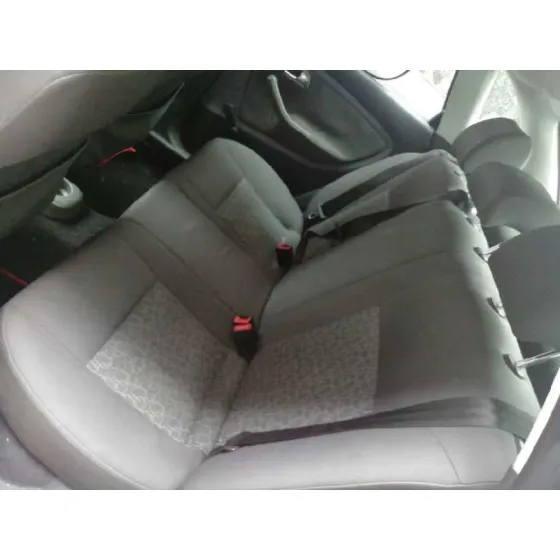 SEAT IBIZA (6L1) '2006 1.4 TDI CAT (BNM) ROJO