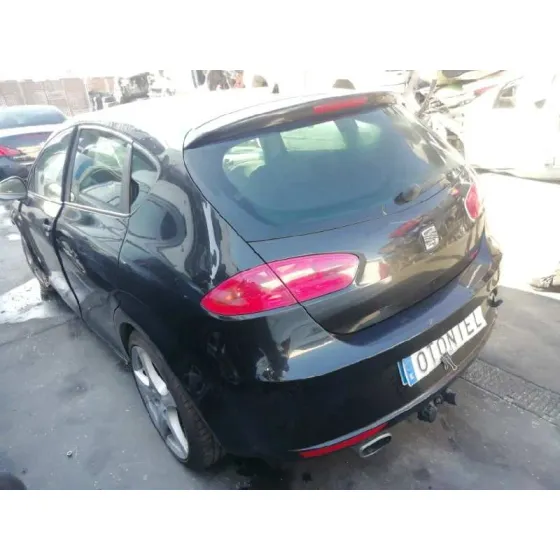 SEAT LEON (1P1) '2009 REFERENCE ECOMOTIVE NEGRO