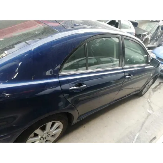 TOYOTA AVENSIS BERLINA (T25) '2004 2.0 16V CAT AZUL OSCURO