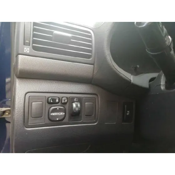 TOYOTA AVENSIS BERLINA (T25) '2004 2.0 16V CAT AZUL OSCURO