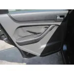 FORD FOCUS BERLINA (CAP) FORD FOCUS BERLINA (CAP) '2006 AMBIENTE (D) NEGRO 2006