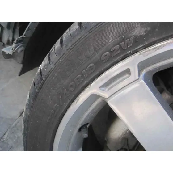 FORD FOCUS BERLINA (CAP) '2006 AMBIENTE (D) NEGRO